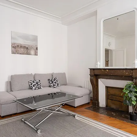 Big 2br Arc De Triomphe 4-6p Paříž