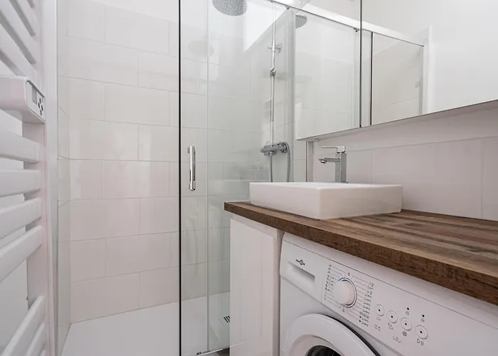 Big 2br Arc De Triomphe 4-6p باريس