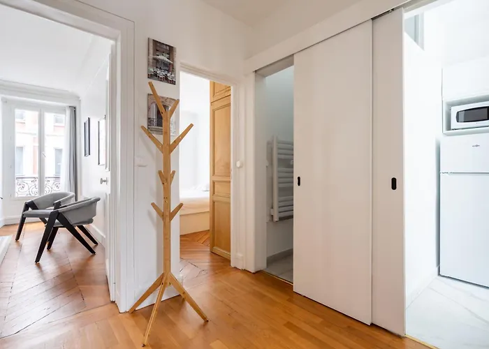 Big 2br Arc De Triomphe 4-6p Apartamento