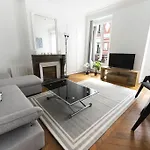 Apartament Big 2br Arc De Triomphe 4-6p Paryż