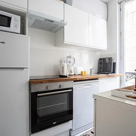 Apartament Big 2br Arc De Triomphe 4-6p *
